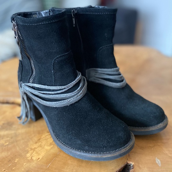 Bos & Co Suede Fringe Boots - Picture 4 of 4
